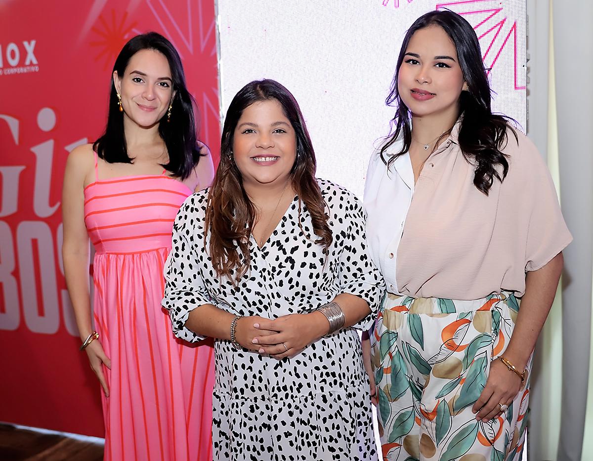 Mónica Santos, María Fernanda Ayala y Sofía Ramírez.