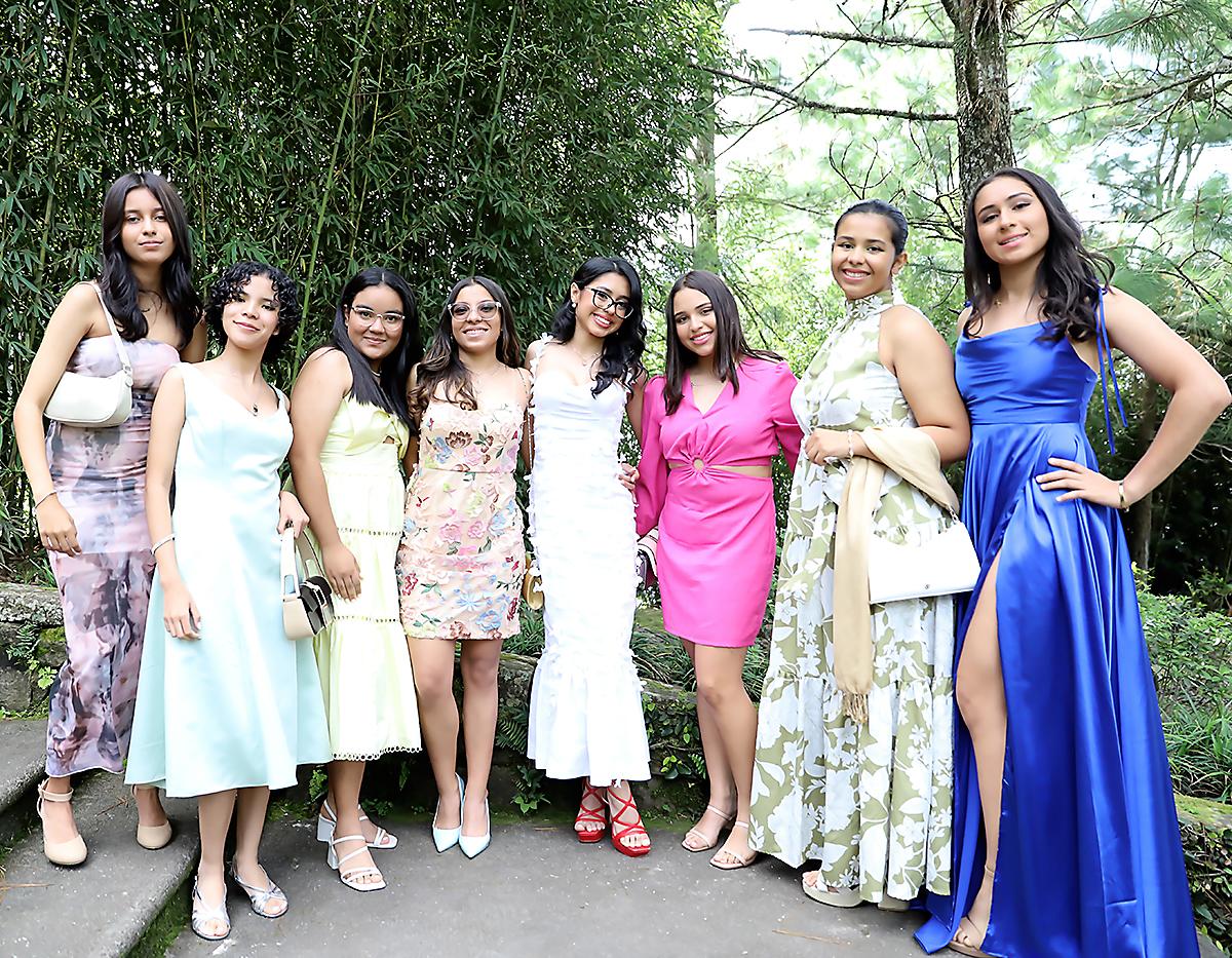 Dayana Espinal, Mónica Amaya, Andrea Zúniga, Ariana Ramos, Dayana Espinal, Ivanna Romero, y Natalia Guillén