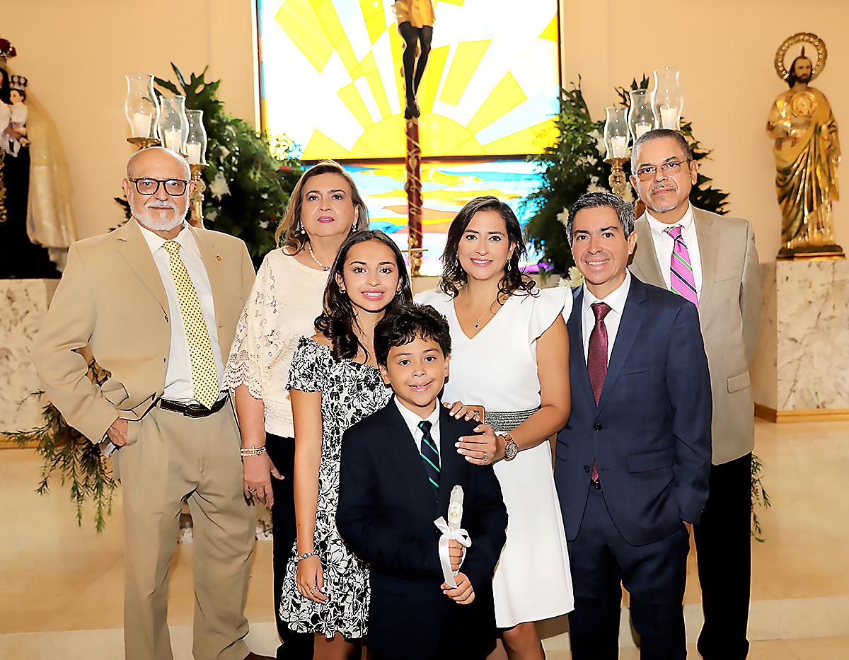 Rolando Ríos, Doraydeé Castellón Sofía y Luis Reyes Ríos, Valeria Ríos, Luis Reyes y Fernando Reyes