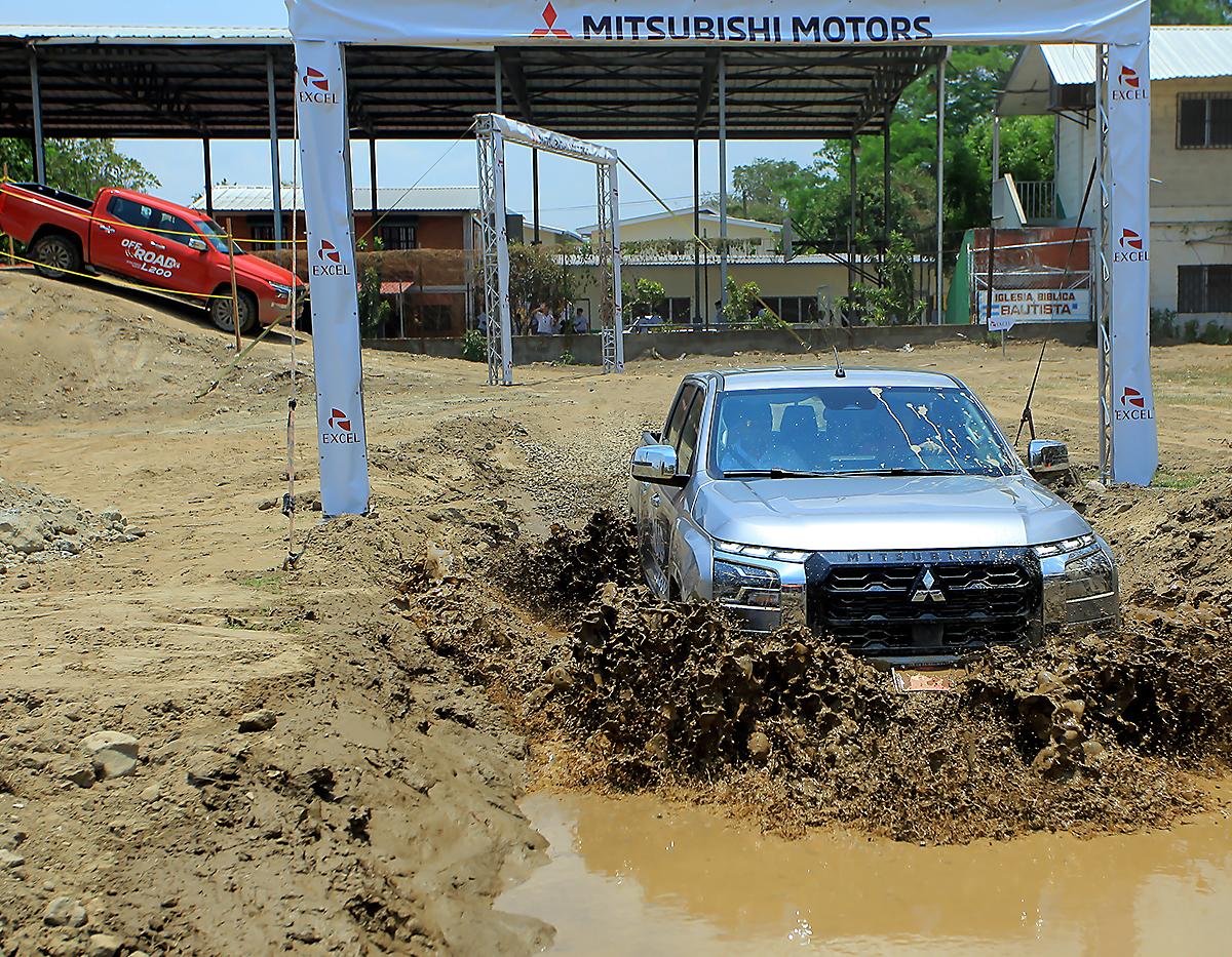 Off Road de Mitsubishi 4X4 L200 2025