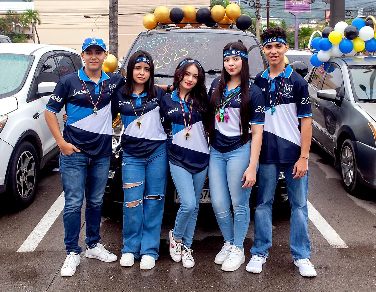  Ángel Ordoñez, Katherine Amaya, Rachel Aguilar, Gissela Orellana y Rony Hércules