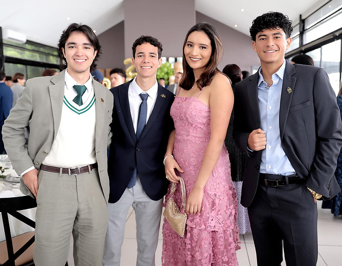 Emilio Soley, Leonardo Martínez, Andrea Elvir y Daniel Reconco.
