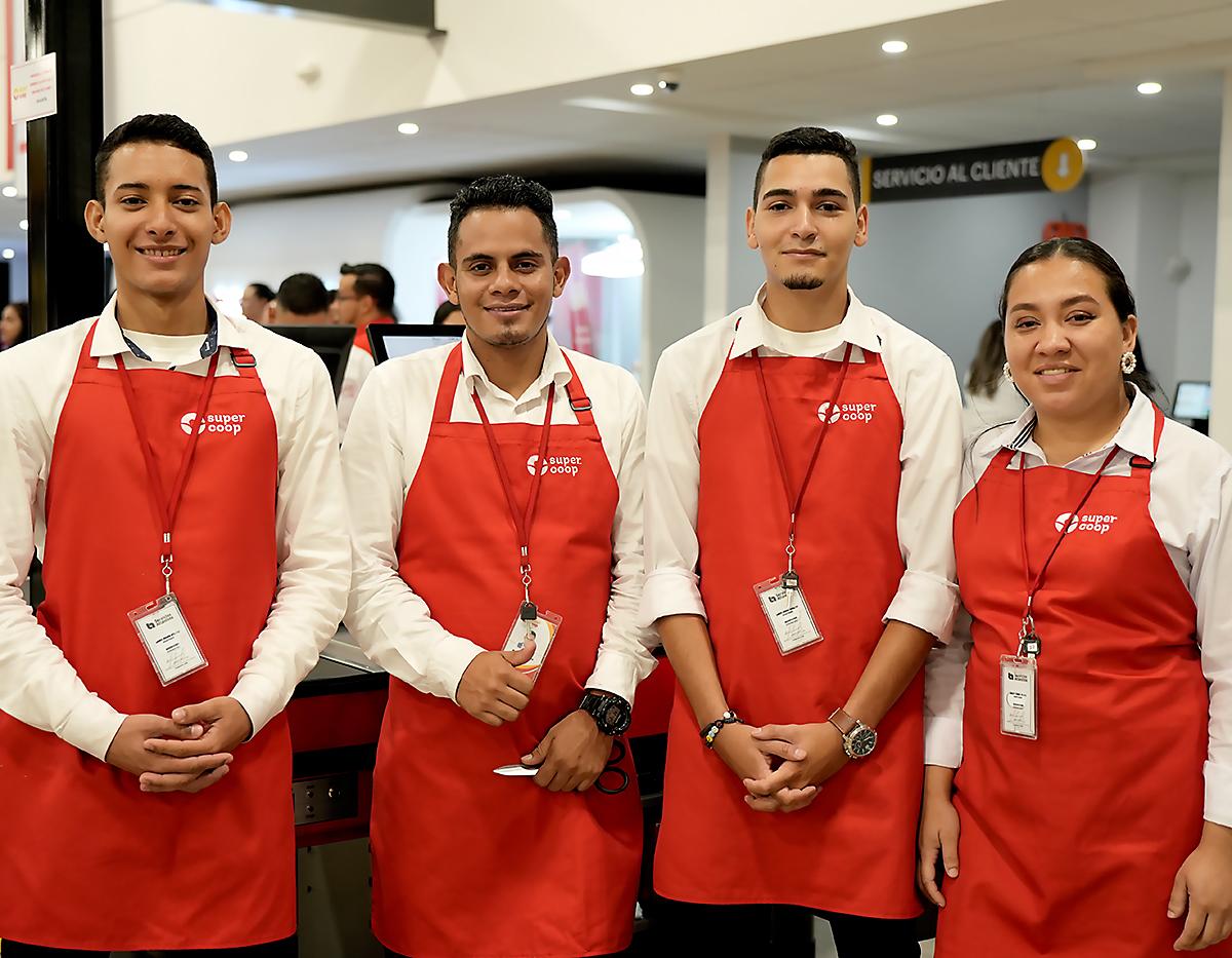 Supermercados SuperCoop abre sus puertas en Plaza Orquídeas en Tegucigalpa