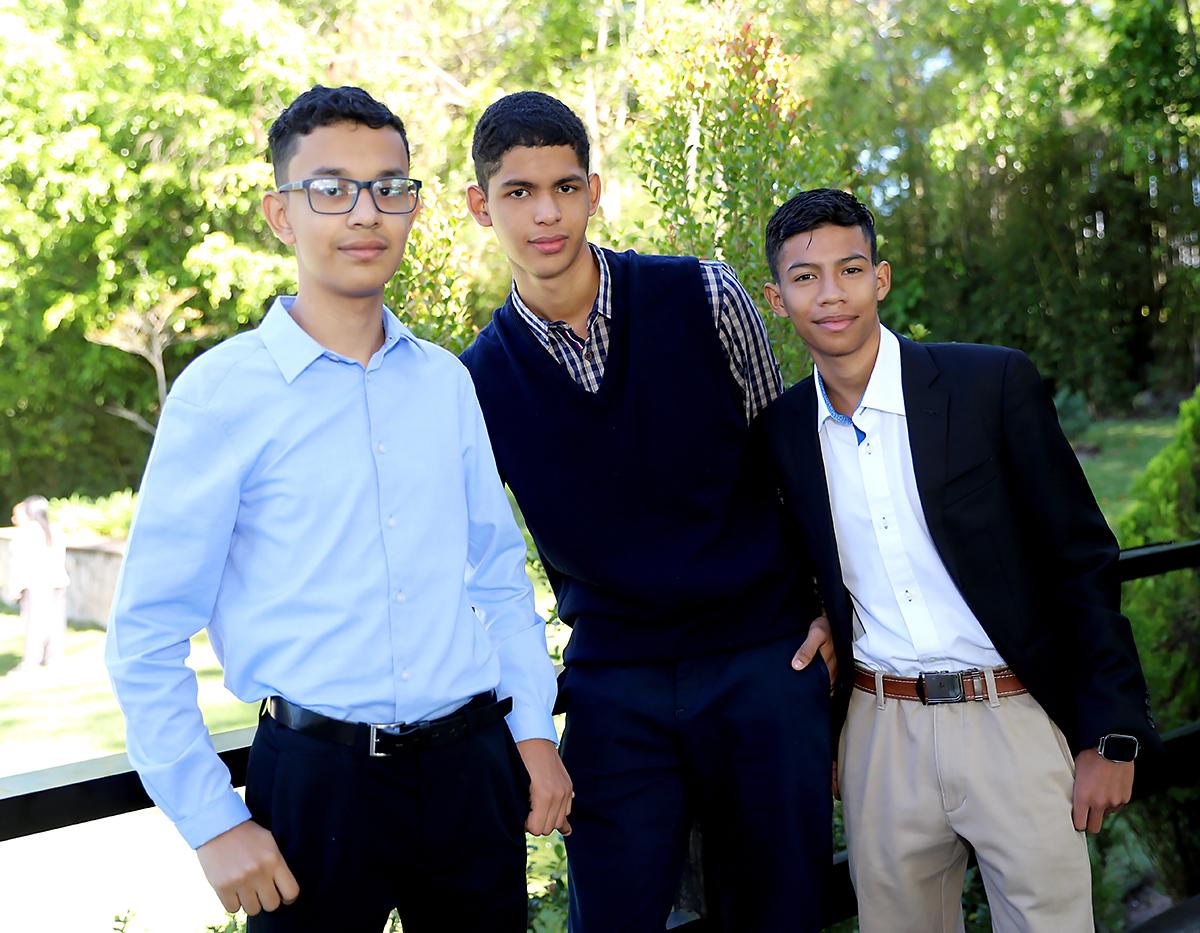 Diego Castro, Diego Boquin y Steven Valladares. 