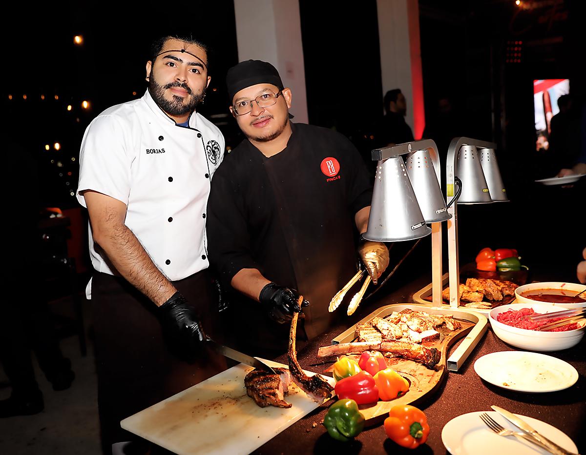 Chefs Aaron Borjas y Raúl Garay.