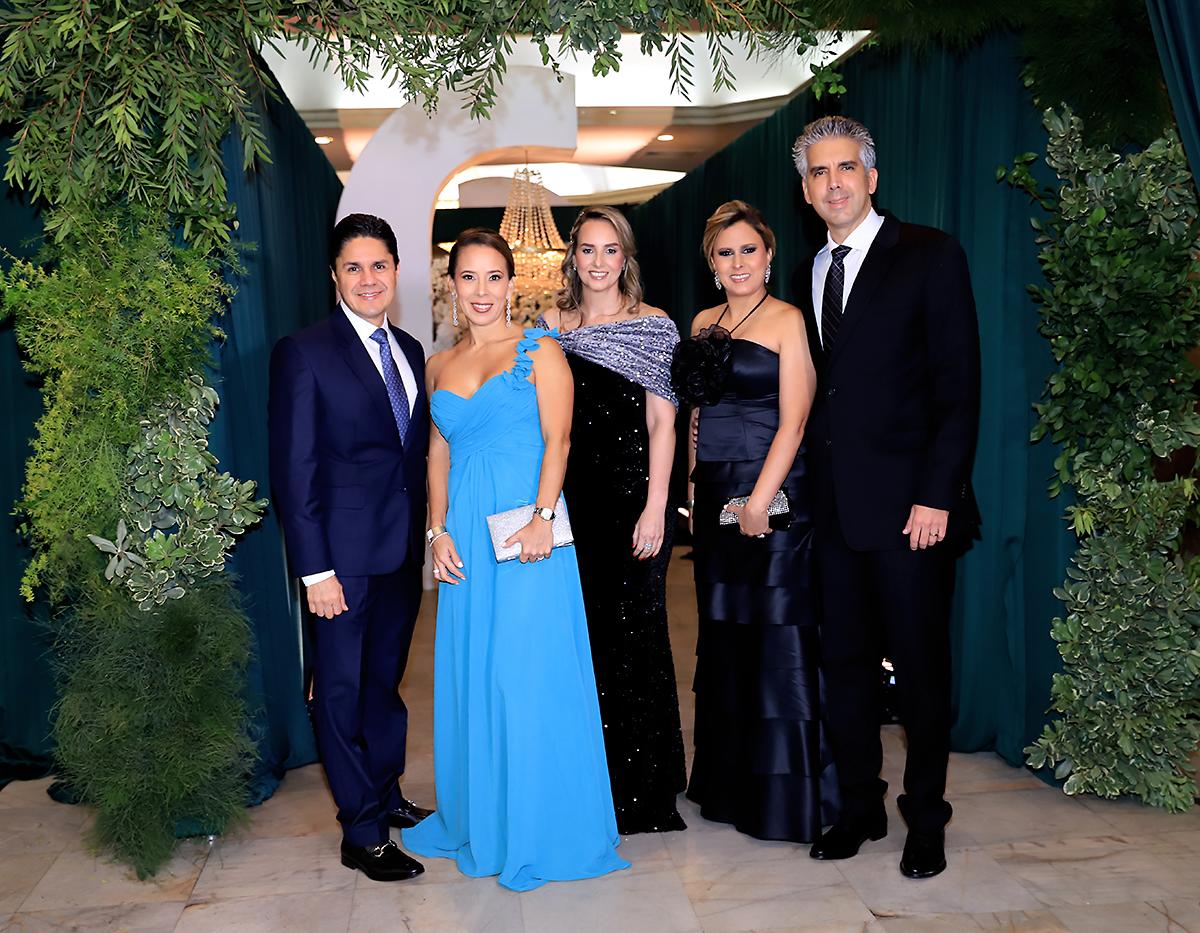 Fiesta de la prom 2025 de la Academia Los Pinares