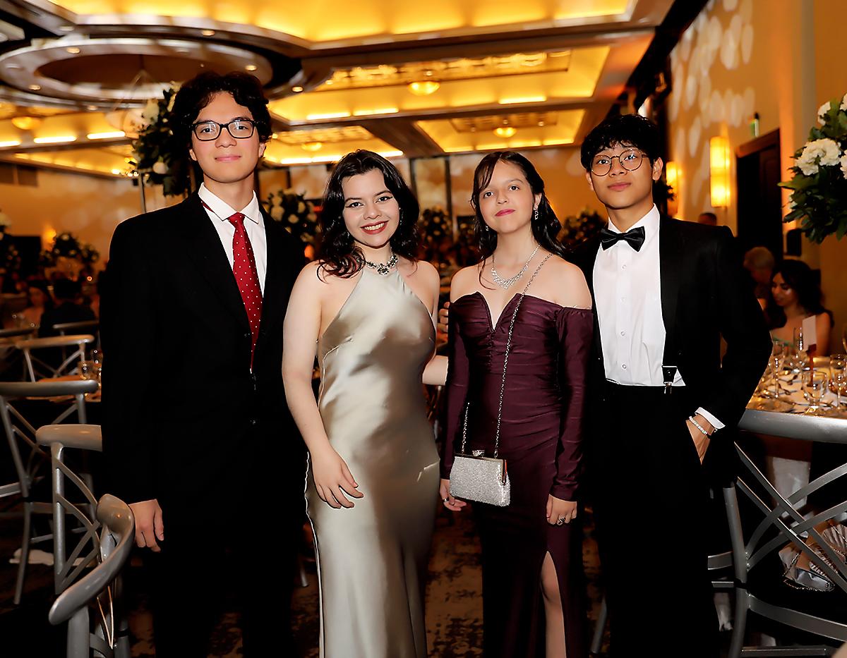 PROM night del Instituto San José del Carmen 2023