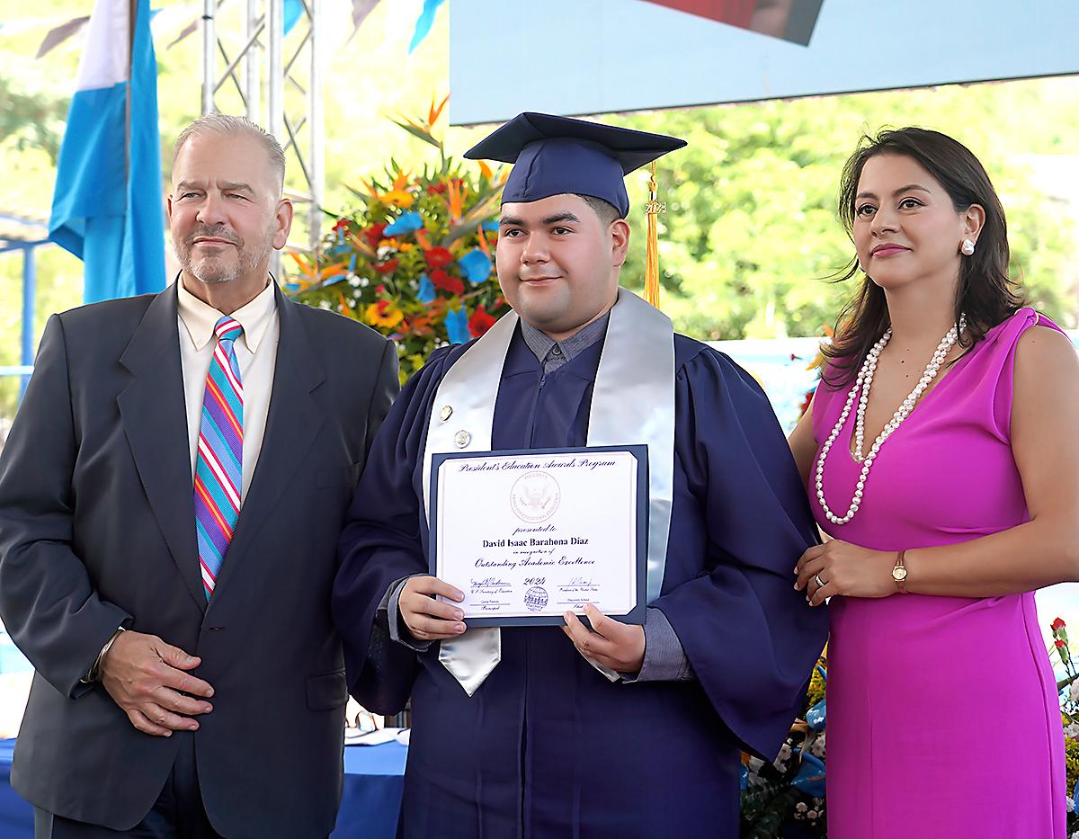 David Barahona. 