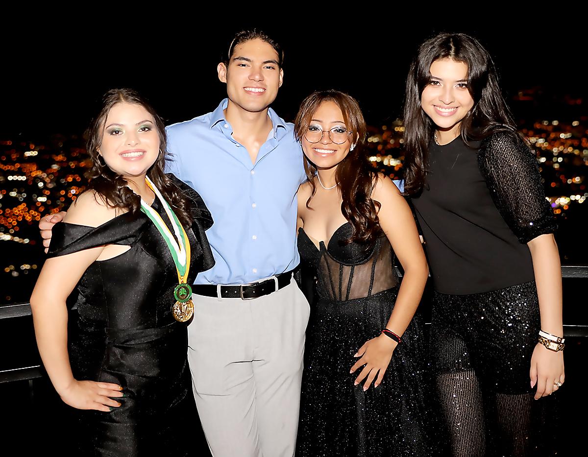 Gloria Montes, David Banegas, Raquel García y Luna Castro