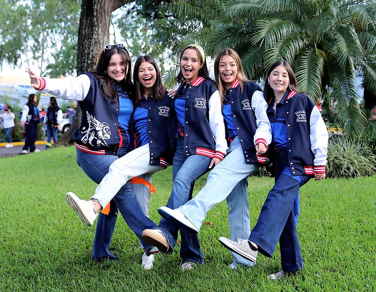 Senior Entrance 2025 de Macris School