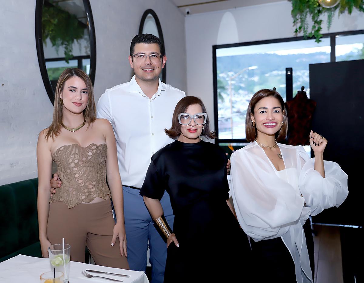 Kiandra Dixon, Jorge Colindres, Blanca Bendeck. Kiandra Dixon, Jorge Colindres, Blanca Bendeck.