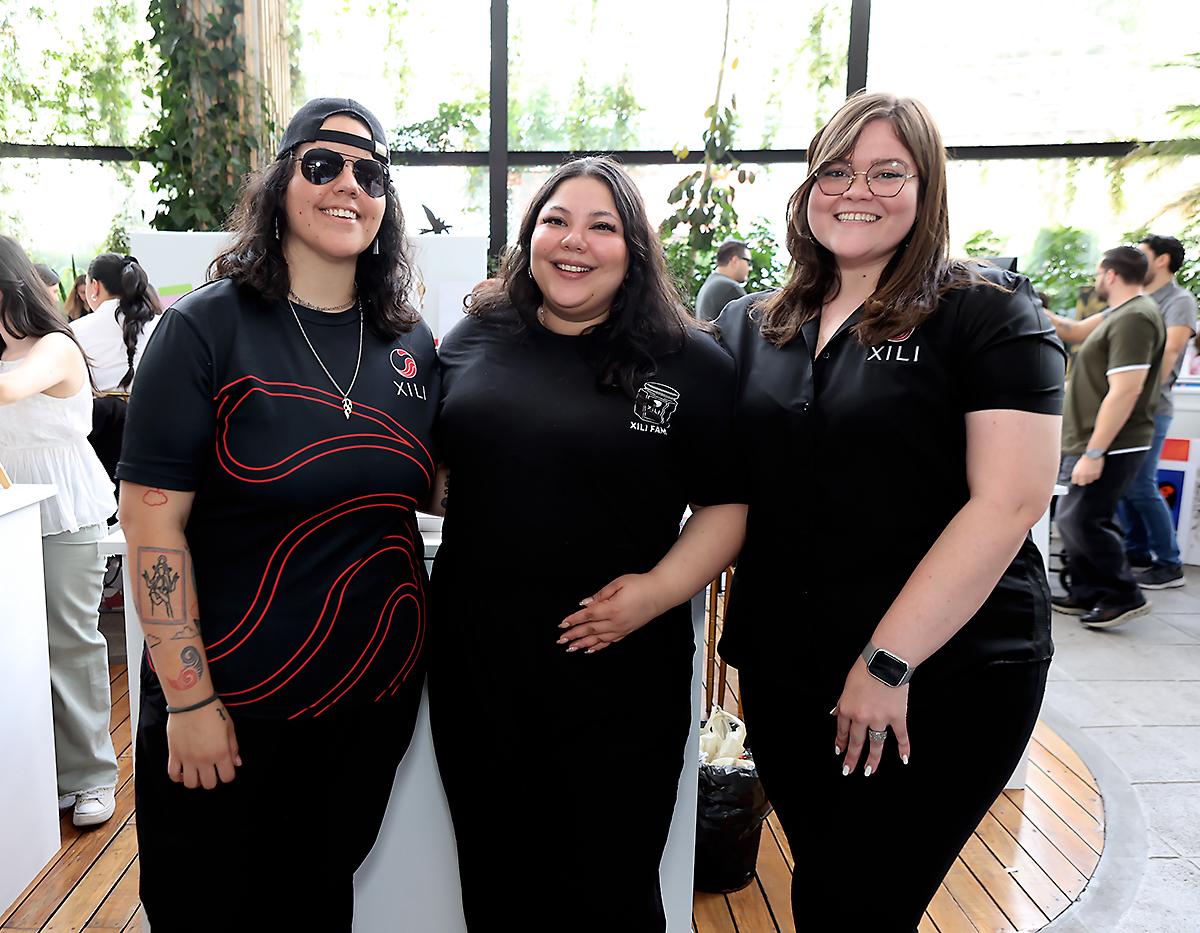 Gigi Martínez, Valeria Tomé y Gabriela Benítez.