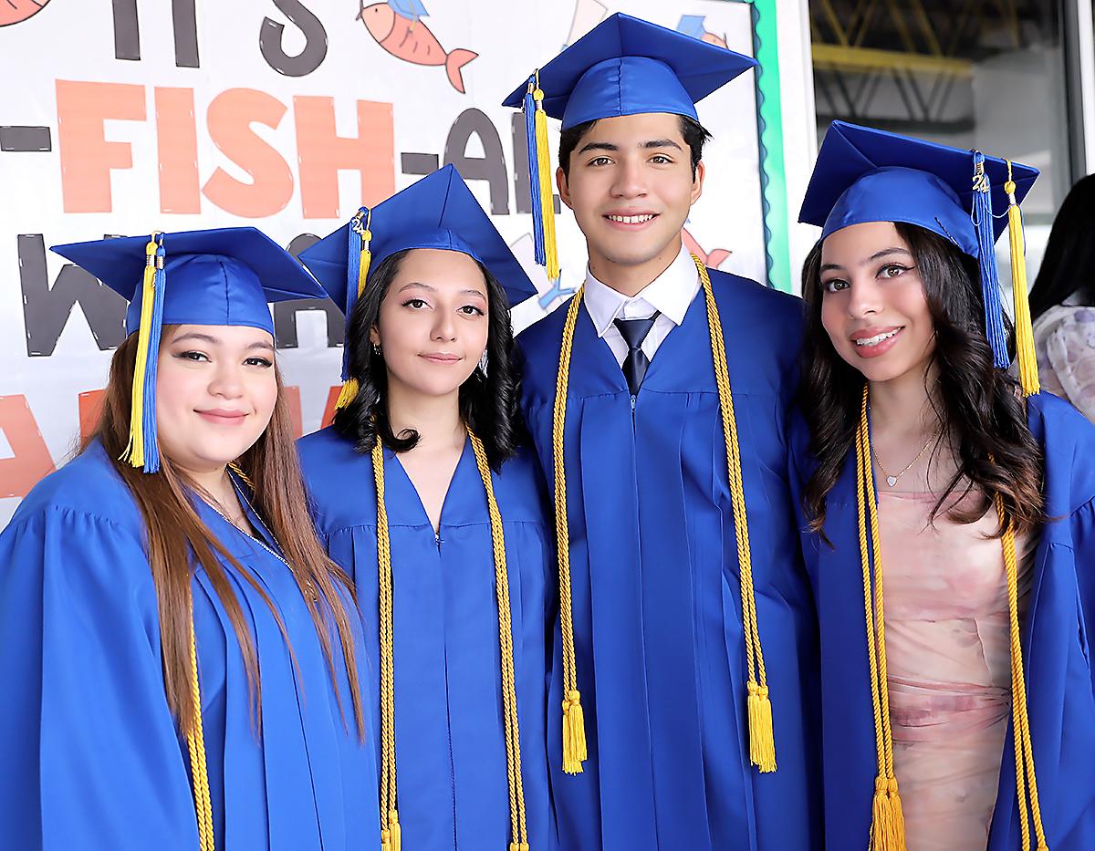 Jimena McPui, Adriana Rosales, Roberto Rodríguez y Rosa Cano