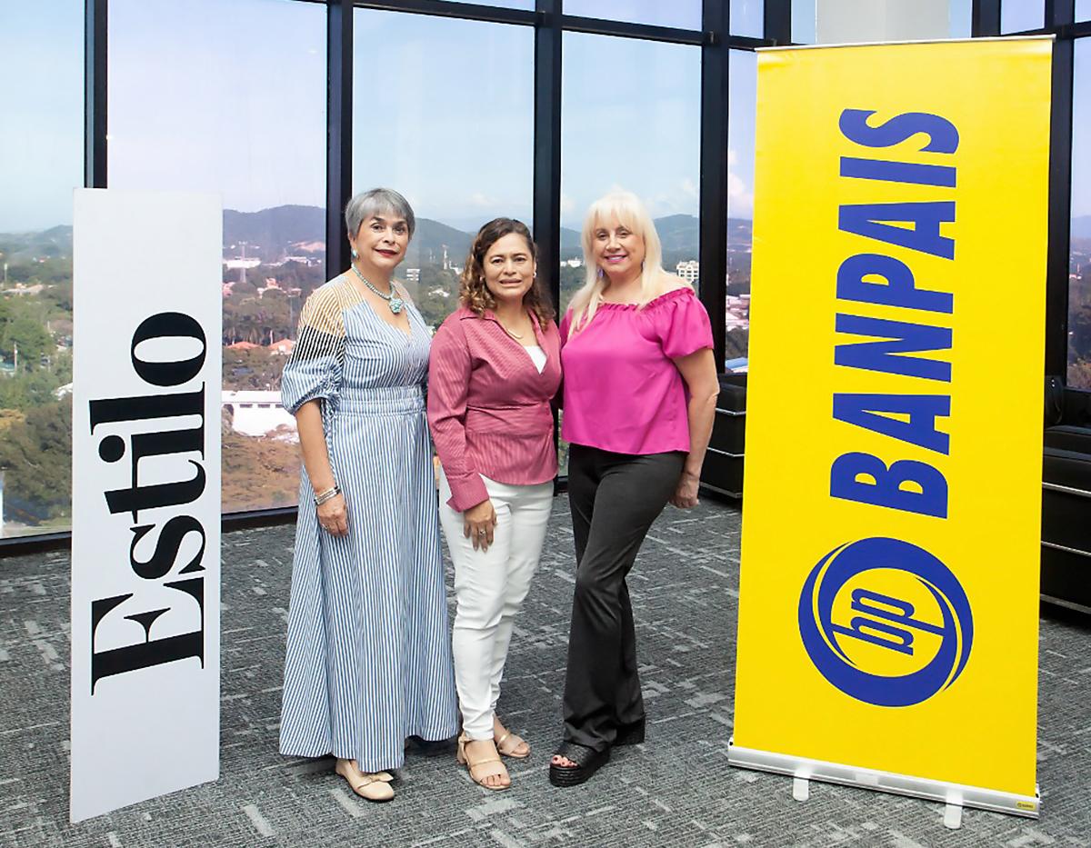 Linda Coello, Amalia Alachán y Jackie Babun.
