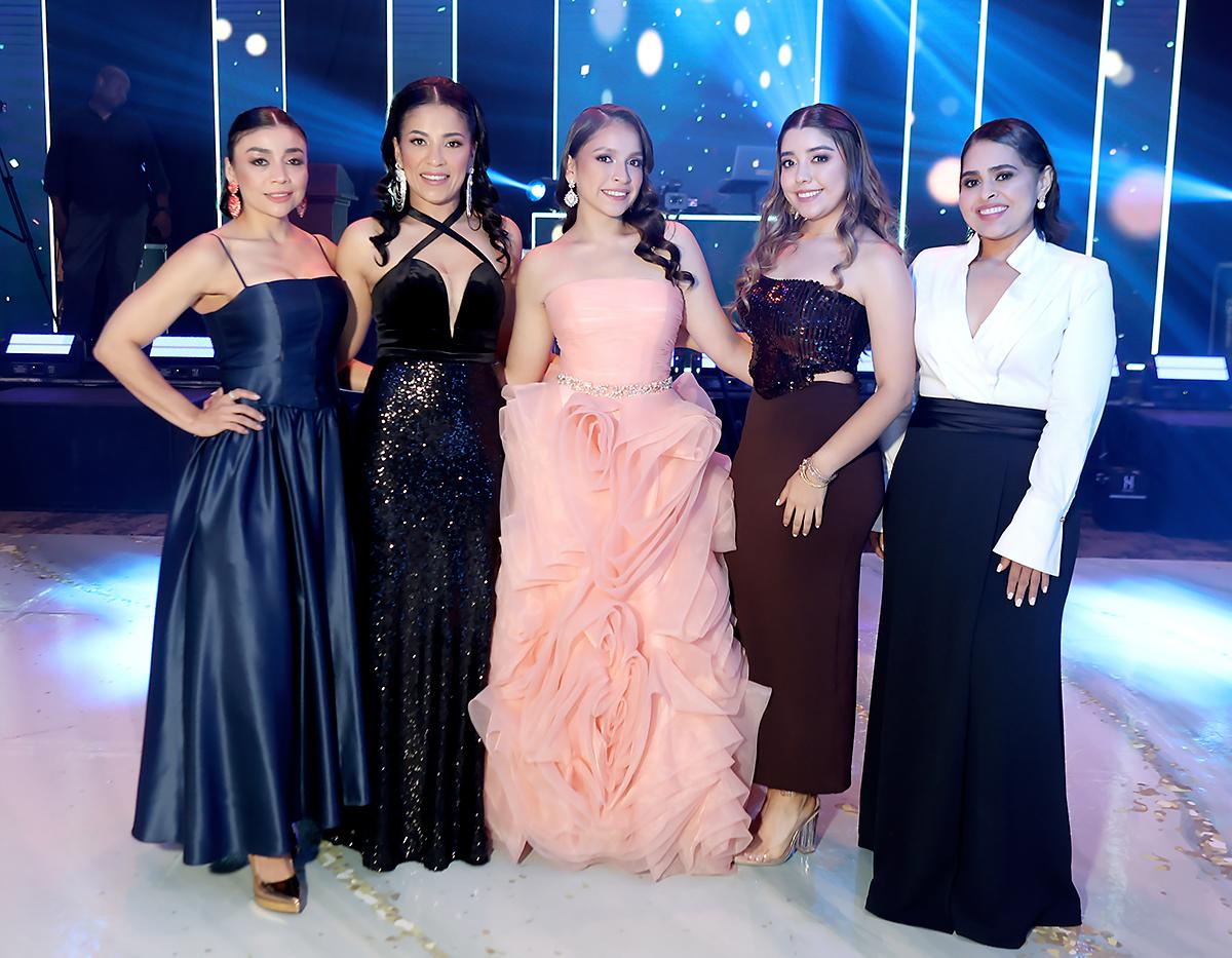 Fiesta de la prom 2025 de Intercontinental School