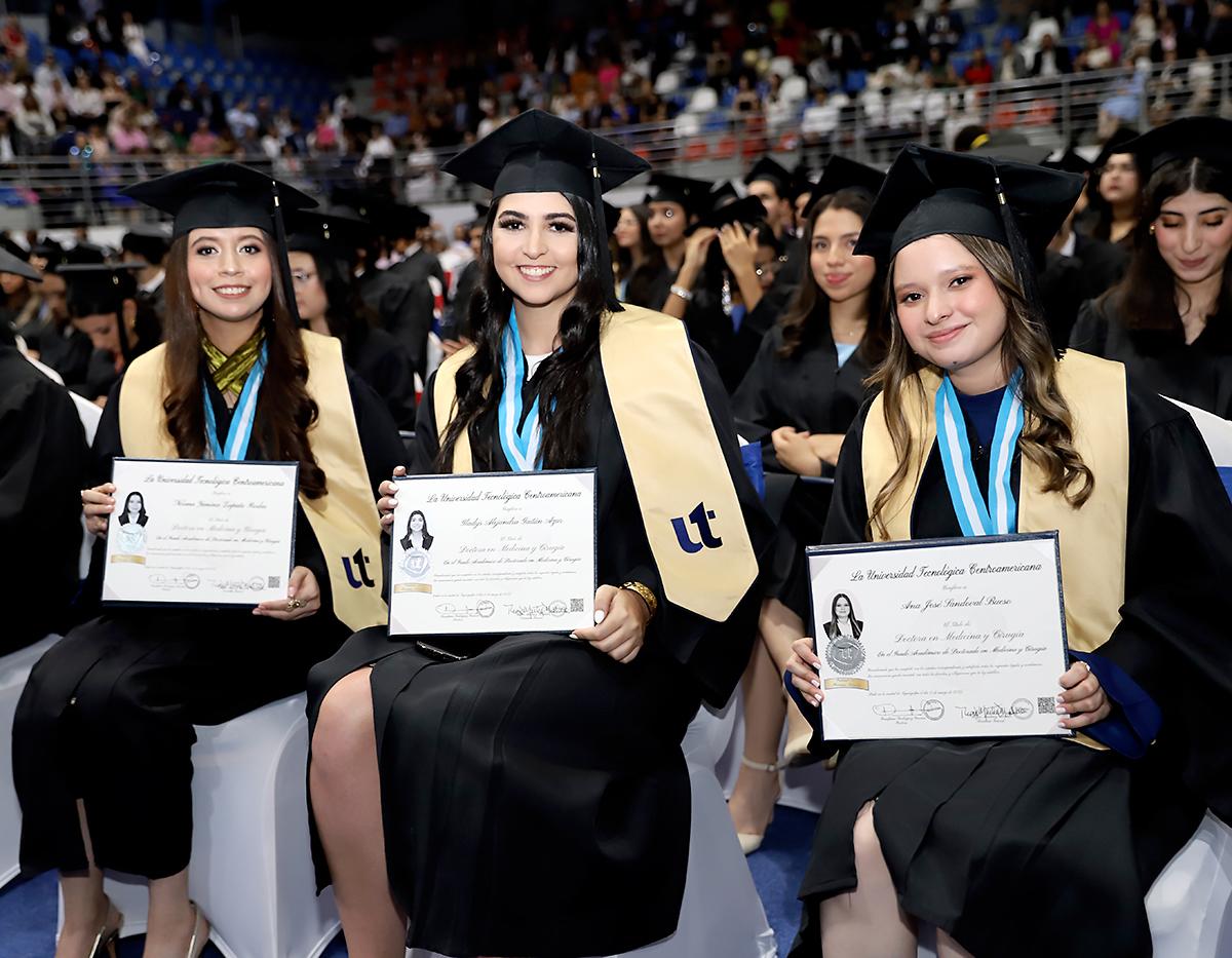 Graduaciones de Pregrado de UNITEC TGU 2025
