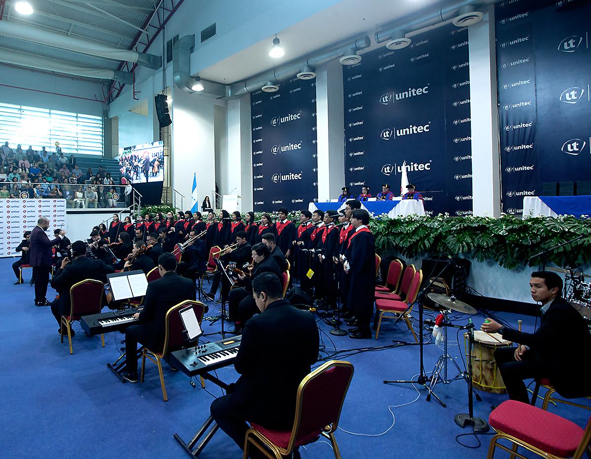 Graduaciones UNITEC 2024 en San Pedro Sula