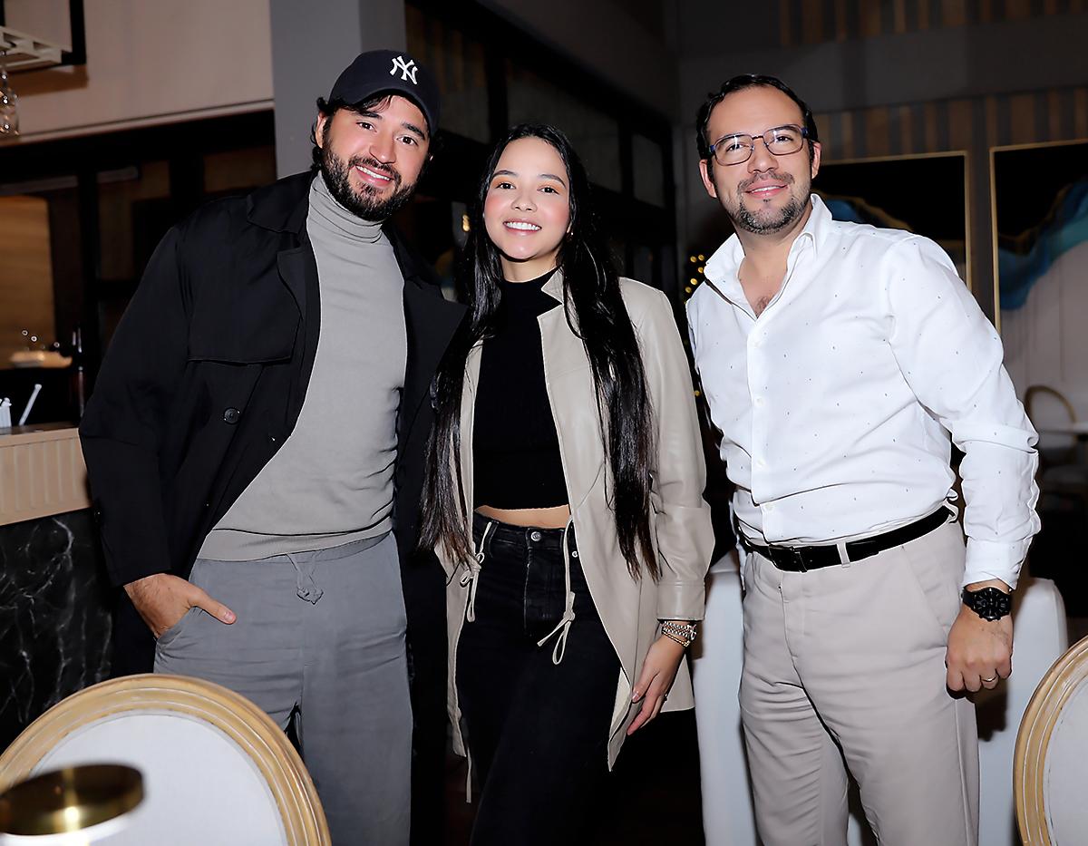Josué Ayala, Valeria Cardona y Erick Mejía