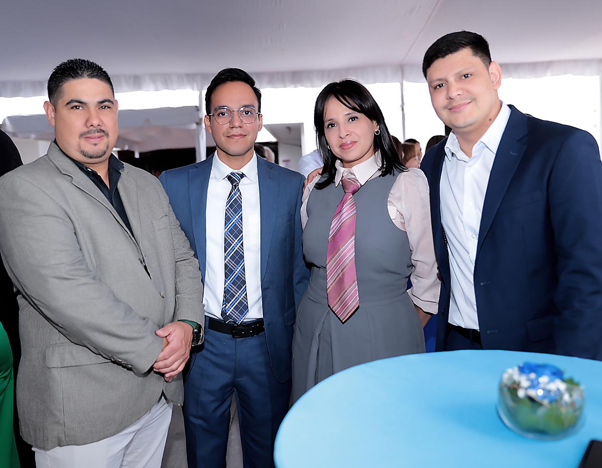 Sergio Santa María, David Barahona, Gloria Martínez y Alexi Contreras. 