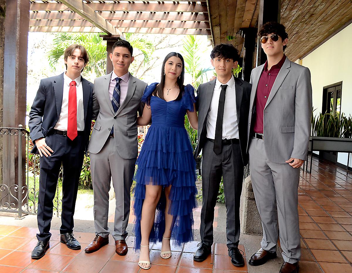 Sebastian O’Connor, Juan Carlos Tovar, Liliana Ordóñes, Marvin Chinchilla y Kenny.