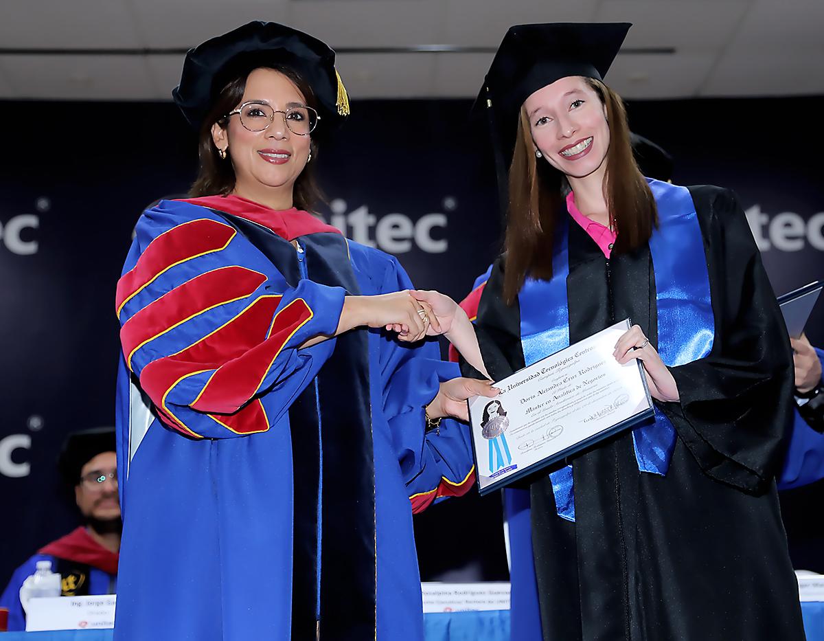 Graduaciones de postgrado UNITEC 2023