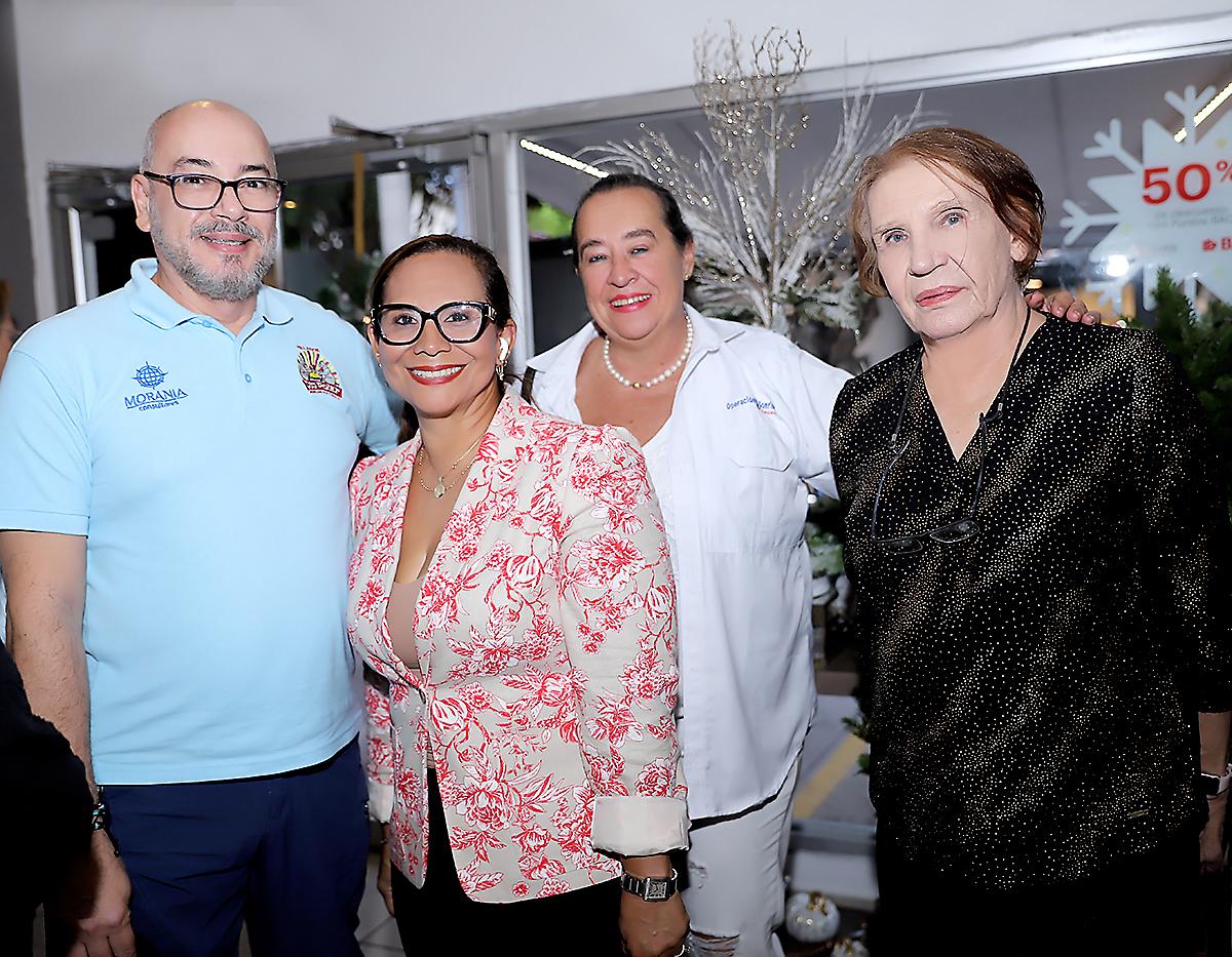 Carmelo Rizzo, Mariela Hidalgo, Patricia Motz y Caty Vega. 