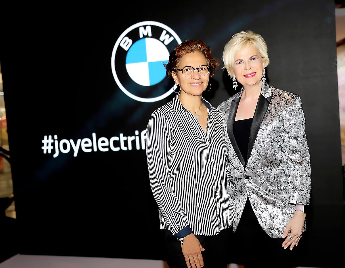 Ana Elsy Mendoza y Patricia Arias.