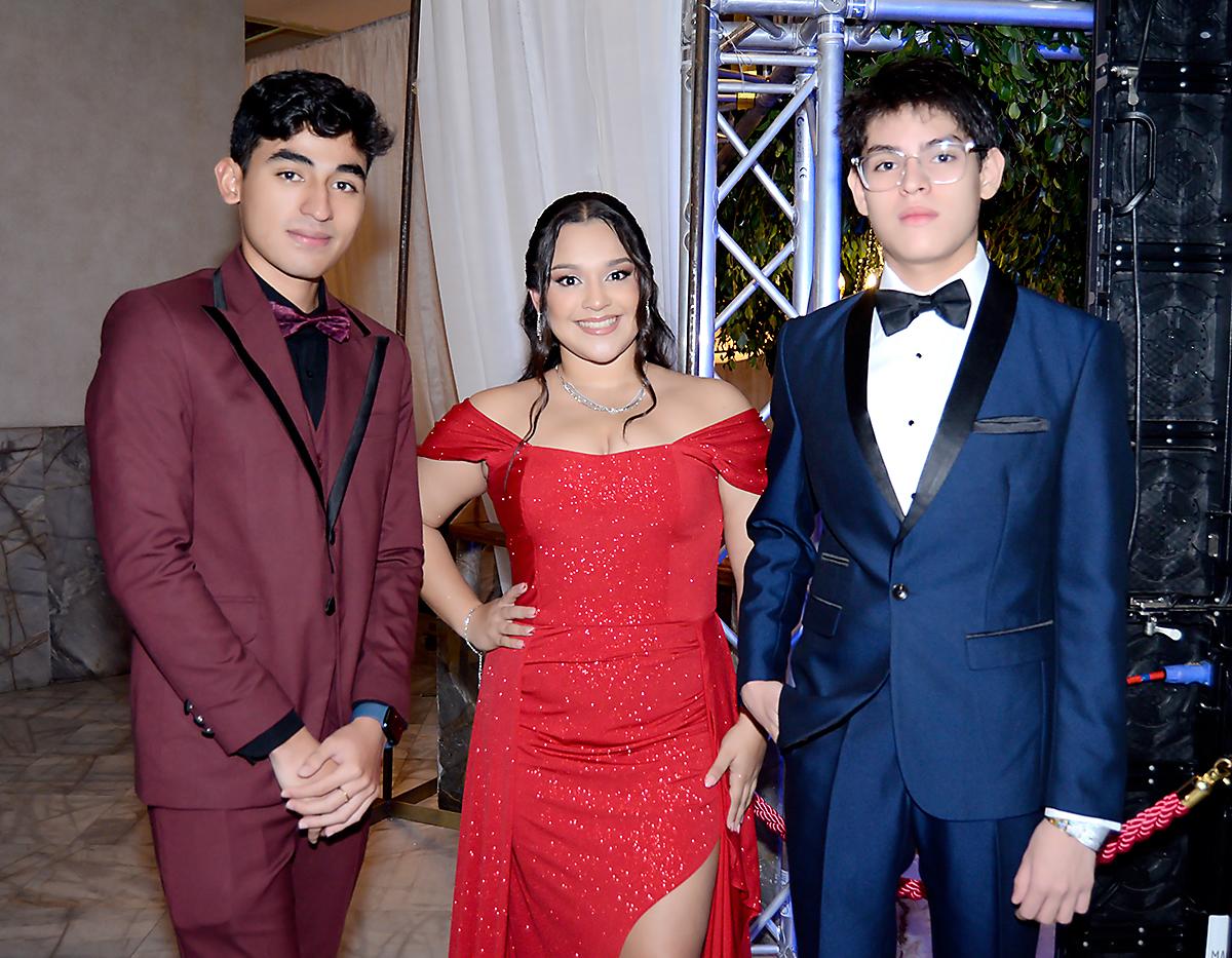 Fabricio Cárcamo, Maria Jose Aguilar, Carlos Rojas