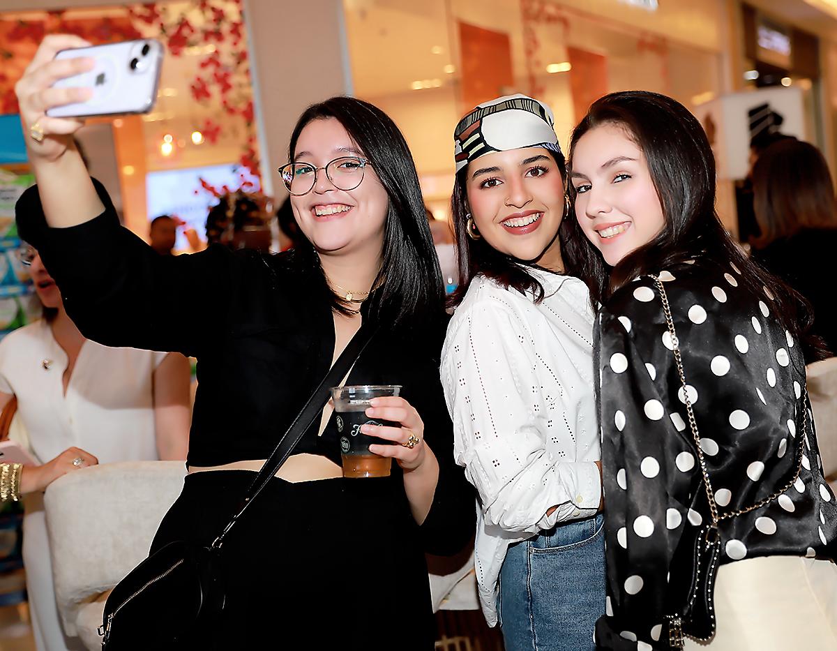 Karelia Rivera, Marcela Pradal y Dariela Fernandez