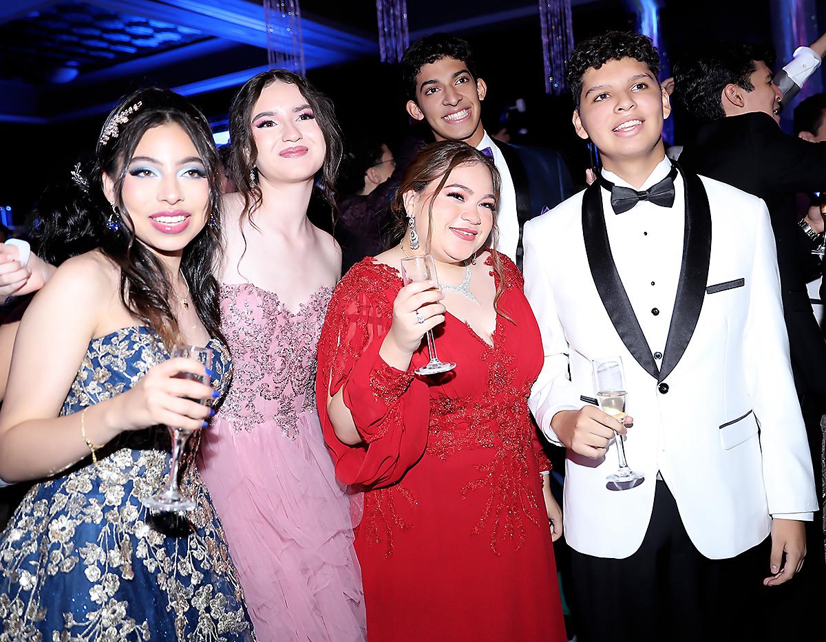 Rosa Cano, Ivanna Rivera, Jimena Espinal, Raúl Vásquez, Wilmer Fuentes