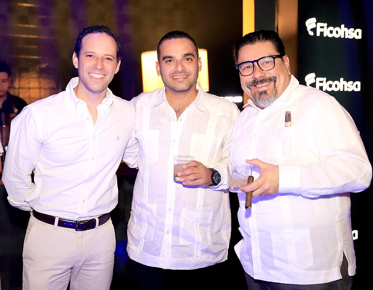 White Party Cigar Night: La exclusiva fiesta de Banco Ficohsa en Tegucigalpa