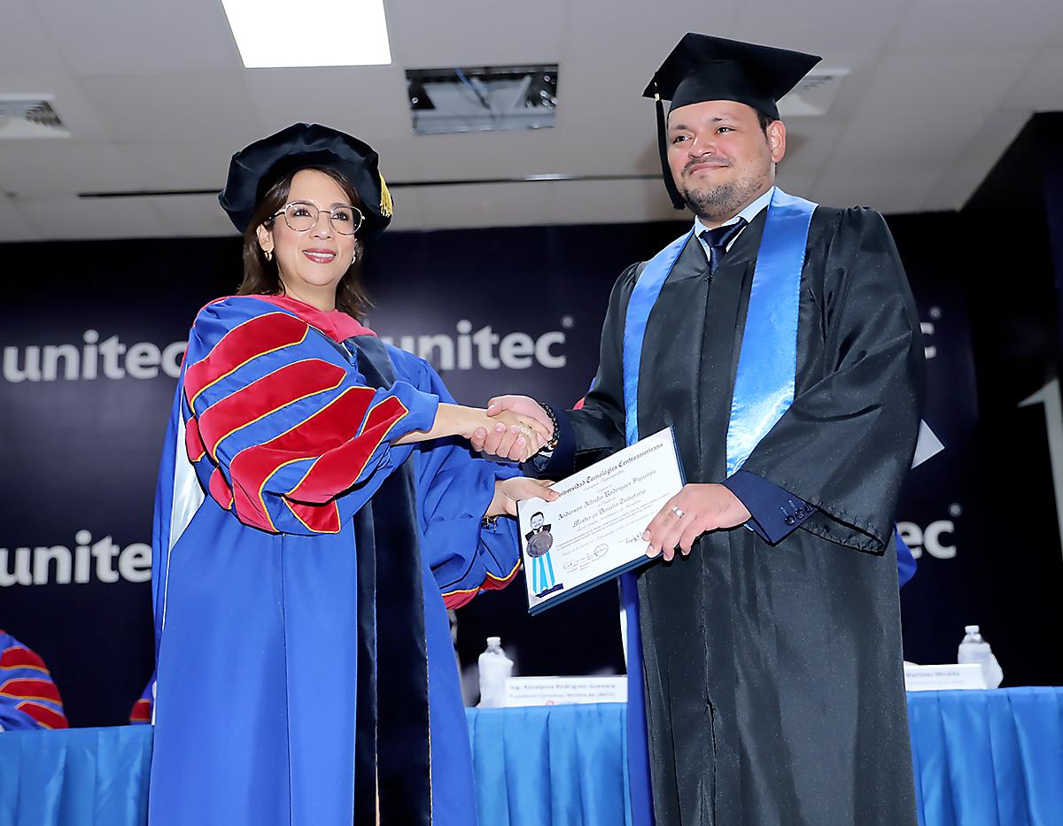 Graduaciones de postgrado UNITEC 2023