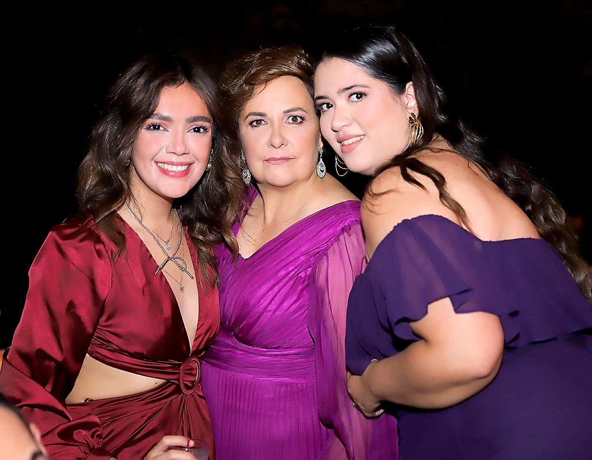 La inolvidable boda de Próspero Castellanos y María Isabel Simón