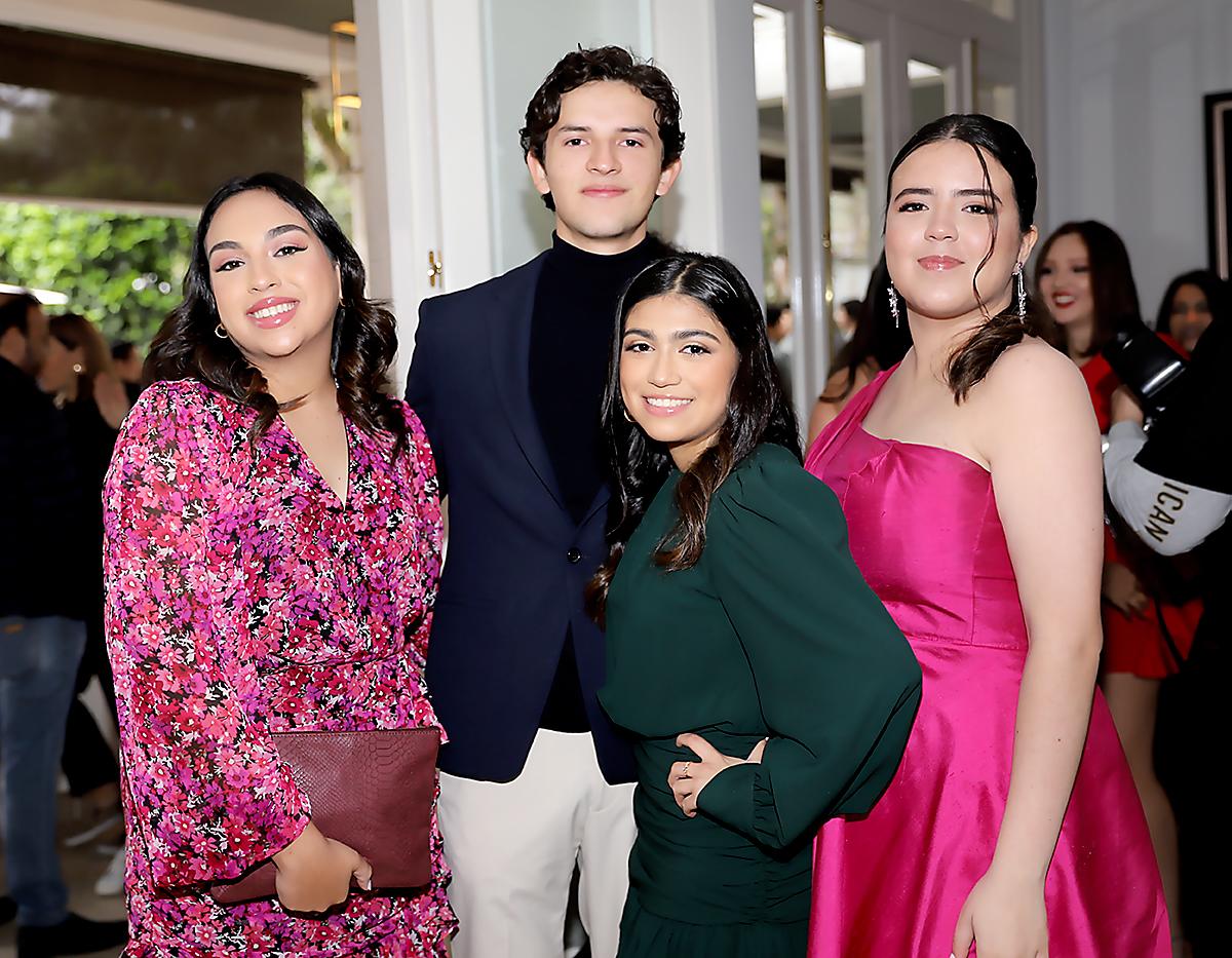 Lucia Bueso, Josemilio Ramirez, Ana Lucía Caceres e Irene Melara