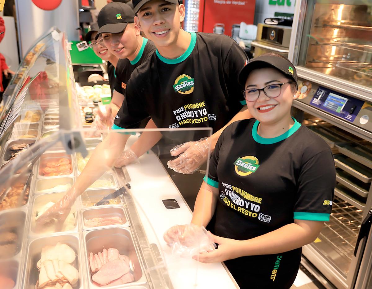 Subway inaugura nuevo local en el Bulevar Juan Pablo II de Tegucigalpa