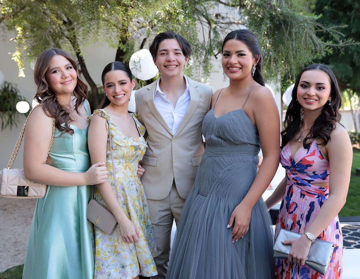 Gianna Lagunes, Valentina Mendoza, Martín Fonseca, Mariana Paz y Sofía Reyes.