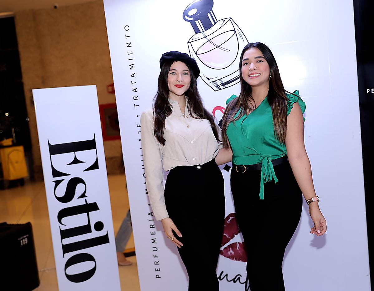 Brenda Arguedas y Becca Borjas.