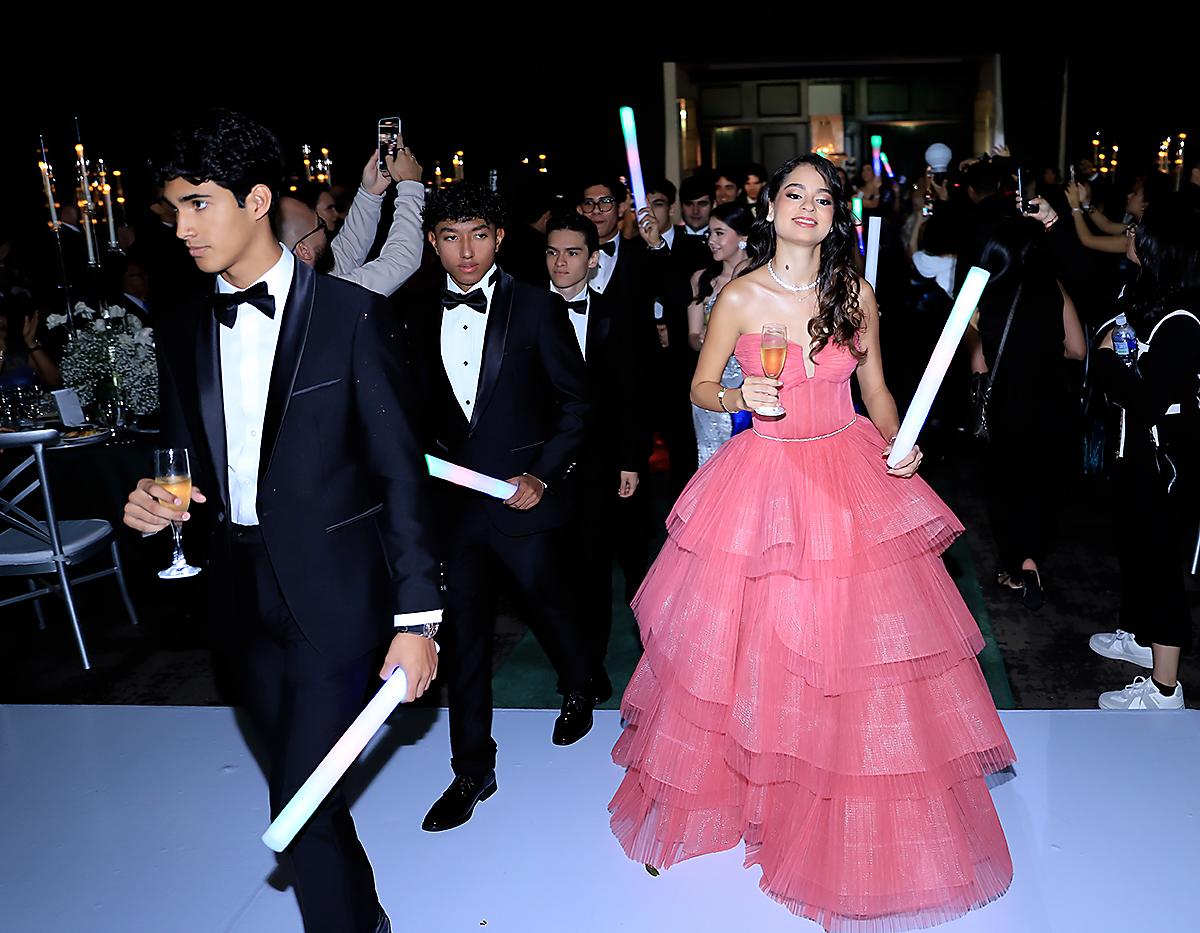 Fiesta de la prom 2025 de la Academia Los Pinares