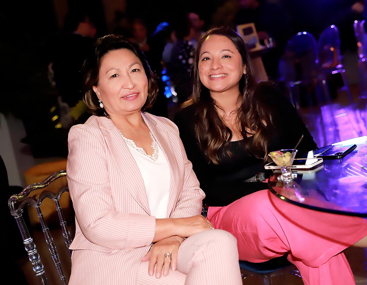 Marcia Vásquez y Milena Velásquez. 