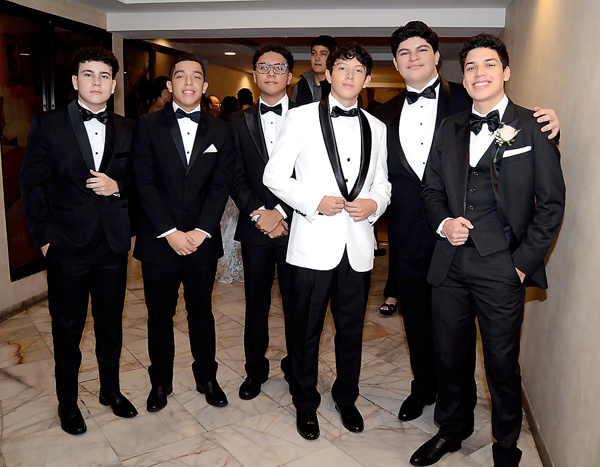 Fiesta de la prom 2024 de la International School of Tegucigalpa