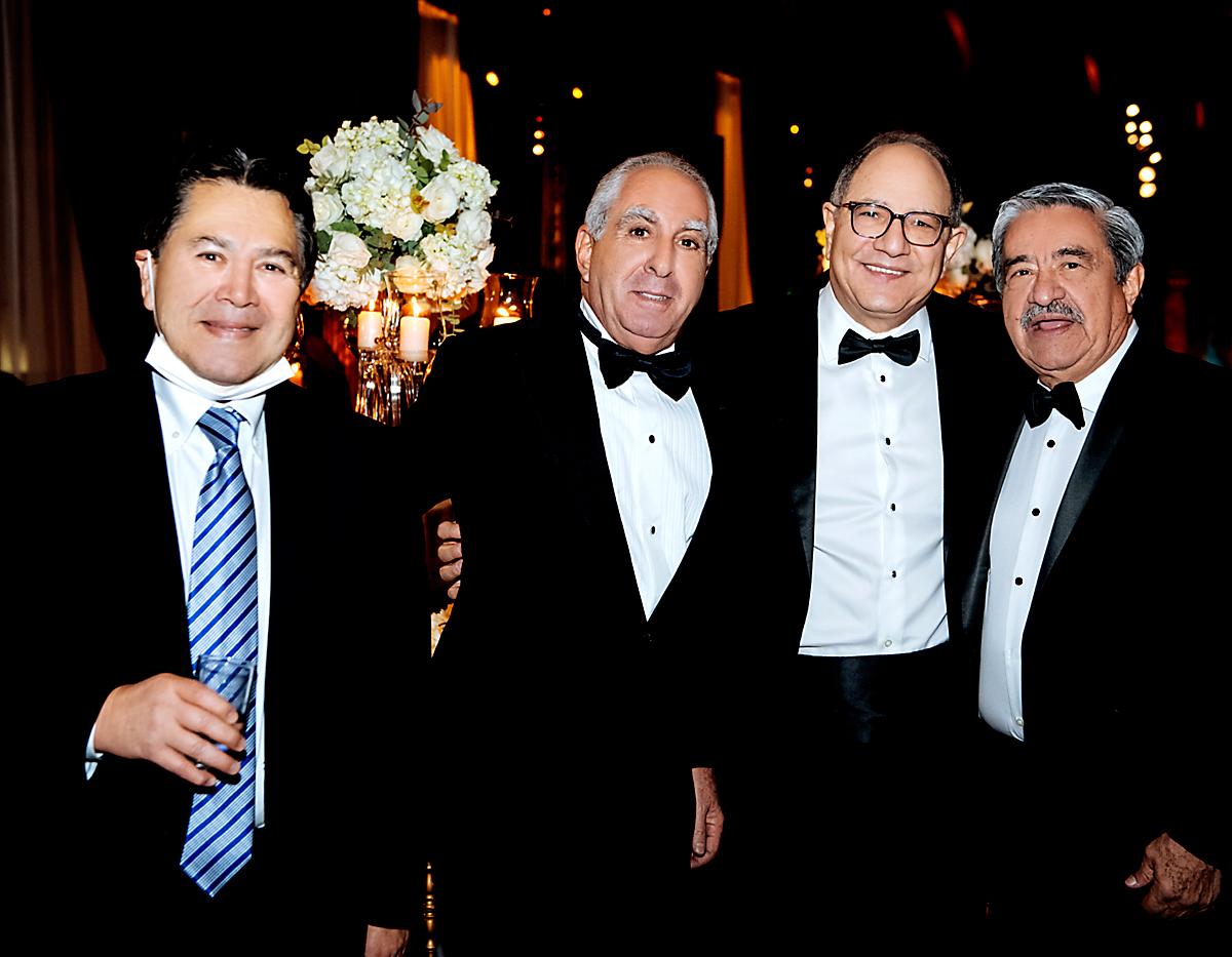 Ricardo Castillo, Jacobo Kafati, Gabriel Kattan y Rafael Flores.