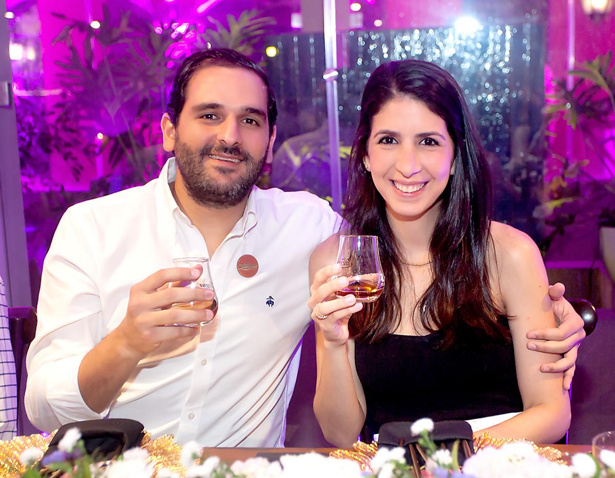 Gabriel y Valeria, durante el maridaje de Ron Zacapa.