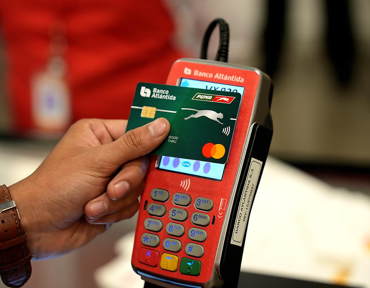 Supermercados SuperCoop abre sus puertas en Plaza Orquídeas en Tegucigalpa