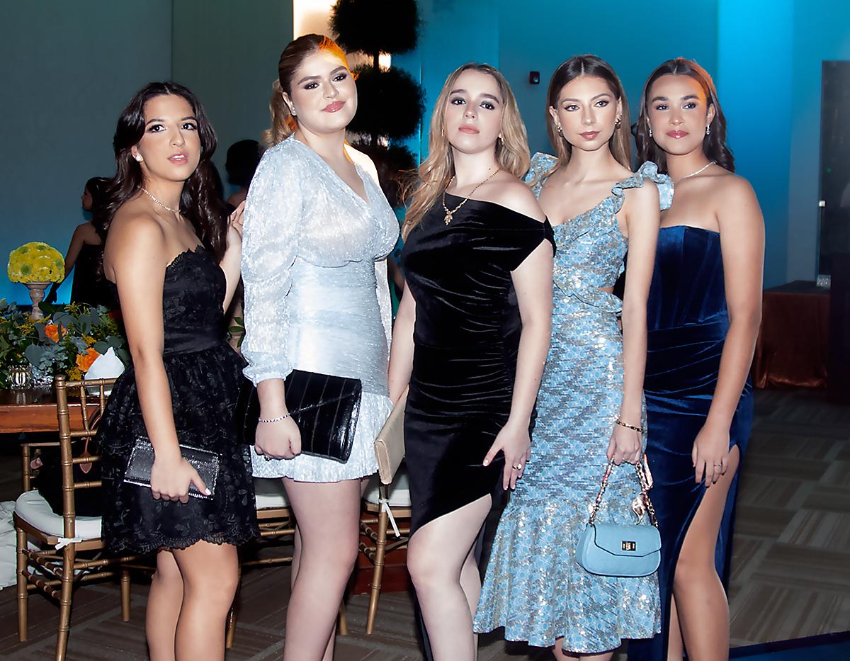Emilia Inestroza, Lucía Larach, Sherill Ochoa, Kristy Millensted y Ana Victoria Downing.