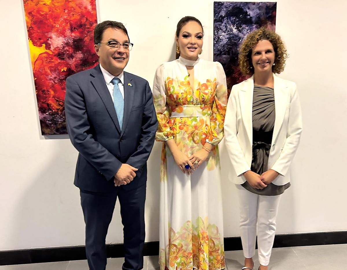 Nora Buchanan presenta muestra en Madrid