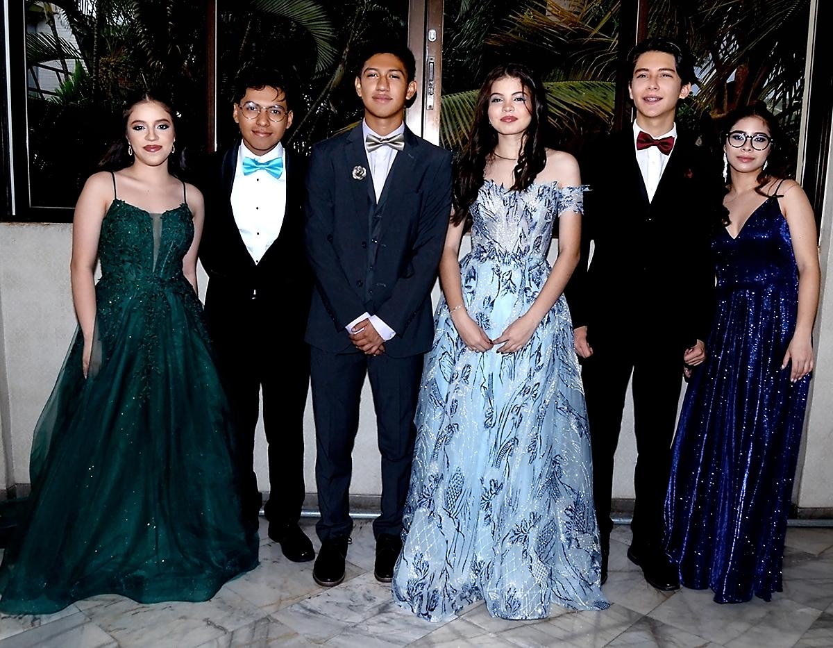 Prom looks de los seniors 2023 de Antares y Aldebaran