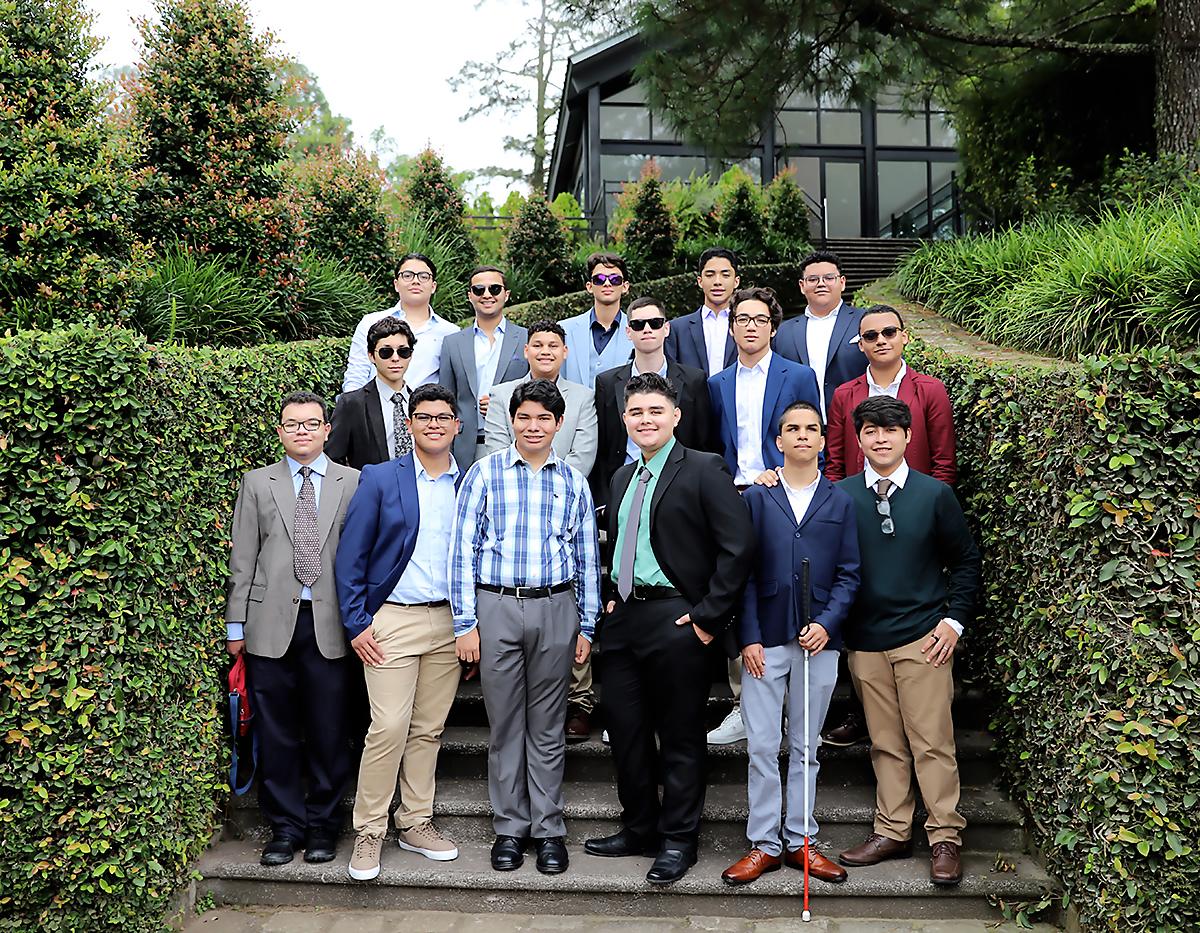 Carlis Humberto Velásquez, Carlos Banegas, Carlos Aguilar, Fredy Betanco, Tito Valle Morazán, Rafael Midence, Ángel Barahona, Luis Martínez, Mauricio Reyes, Guillermo Velásquez, Darwin Rivas, Daddy Sánchez, Juan Diego Ramírez, Diego Borjas, José Diego Ponce y Eduardo Corrales