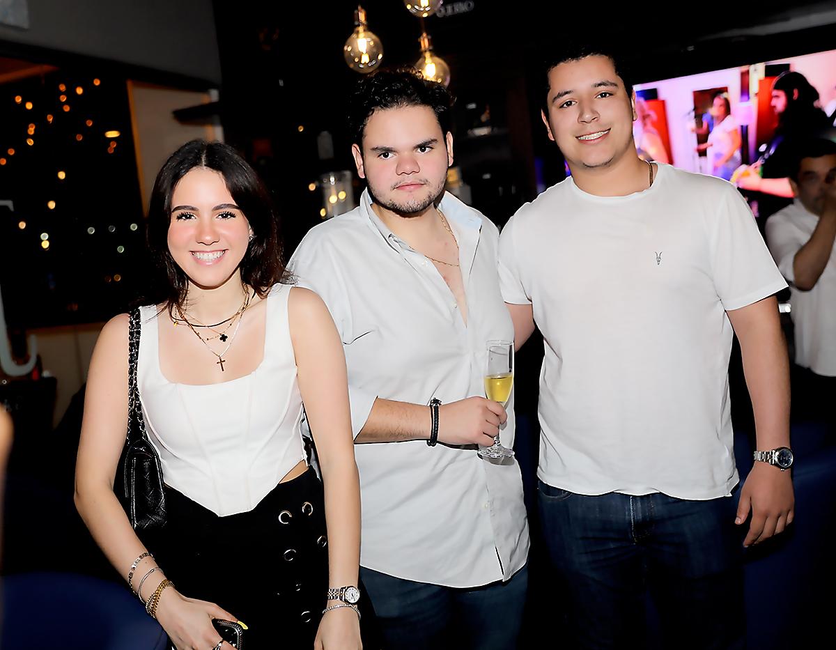 Marianne Sabbat, Sebastián Hernández y David Chávez