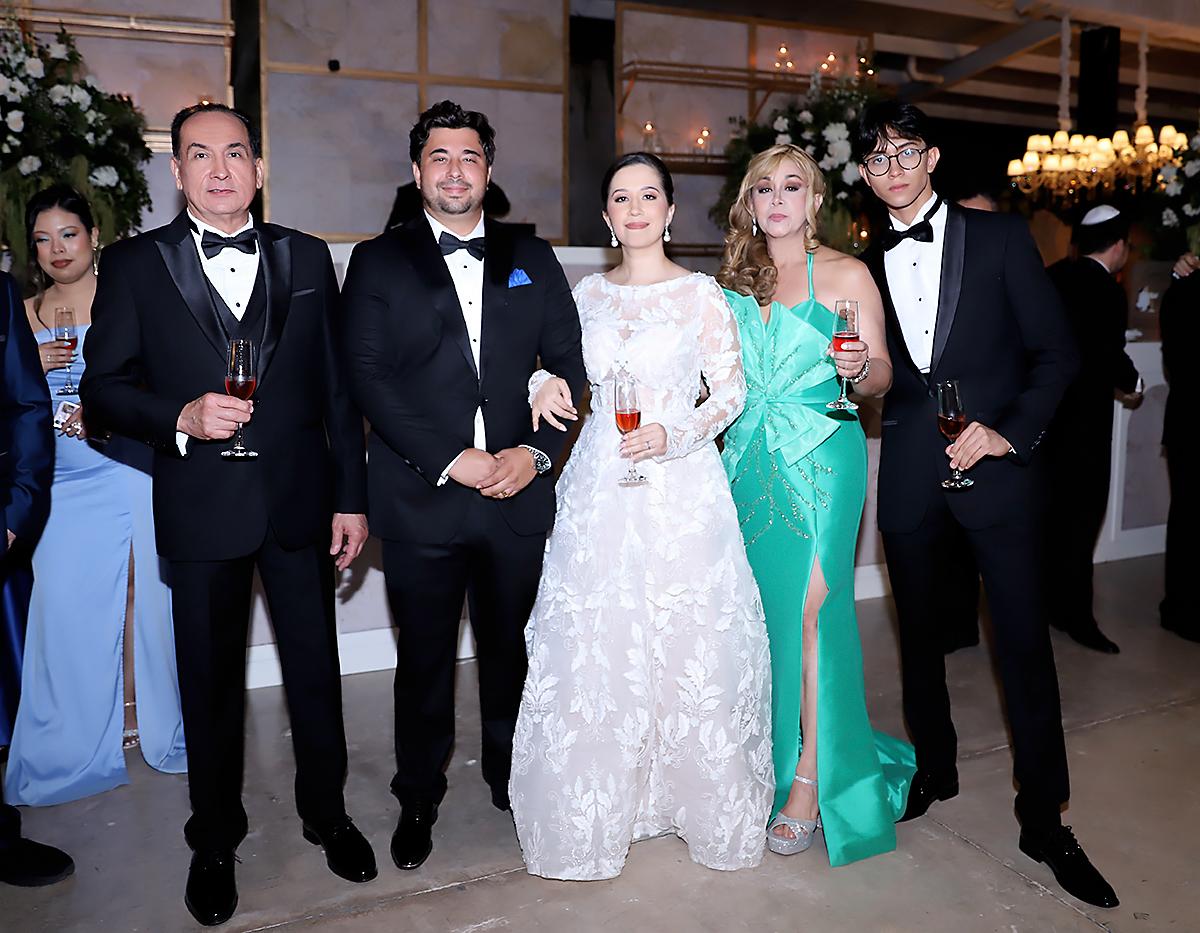 La boda de Iván Wolozny y Jacqueline Bográn