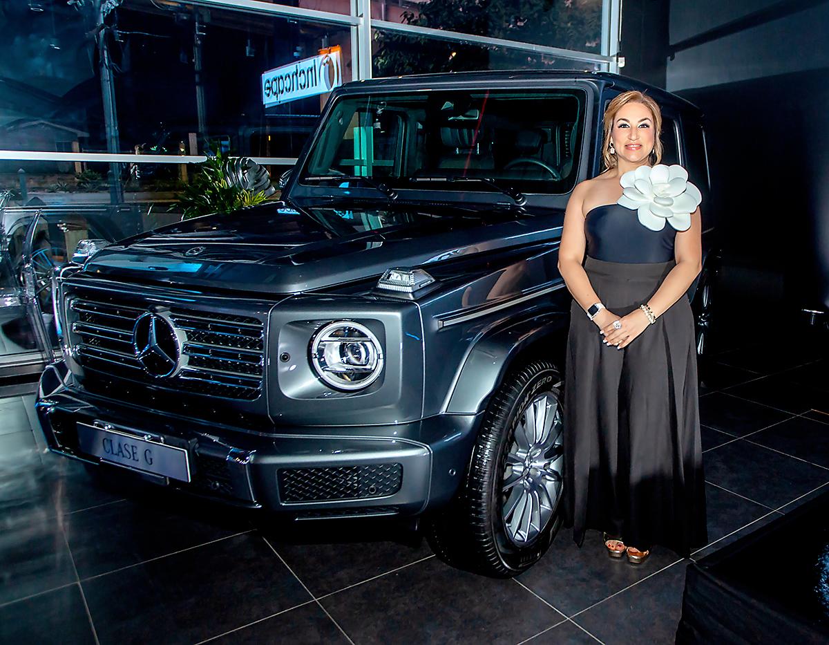 Inauguración sala de ventas Mercedes Benz